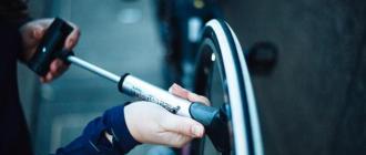 ¿Cuál es la presión óptima en los neumáticos de una bicicleta o cómo inflar correctamente una rueda de bicicleta?