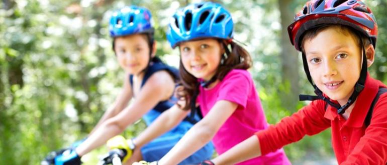 एक बच्चे को साइकिल चलाना कैसे सिखाएं: बुनियादी नियम, शिक्षण विधियां और महत्वपूर्ण बारीकियां जो आपके बच्चे को तेजी से परिवहन में महारत हासिल करने में मदद करेंगी